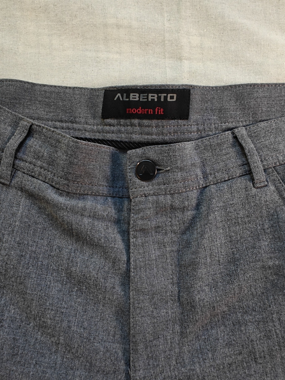 Alberto Modern Fit Gray Flat-Front Men's Shorts